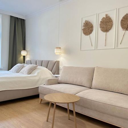 Seredino Green Apartment- Modern Comfort In A Quiet Location, 5 Minutes To Gdansk Old Town & Seaside Ngoại thất bức ảnh
